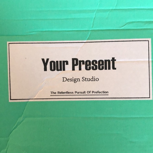 Wig - Picture 15 of 15